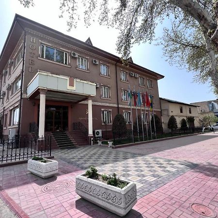 Grand Nur Hotel Tashkent Exterior foto