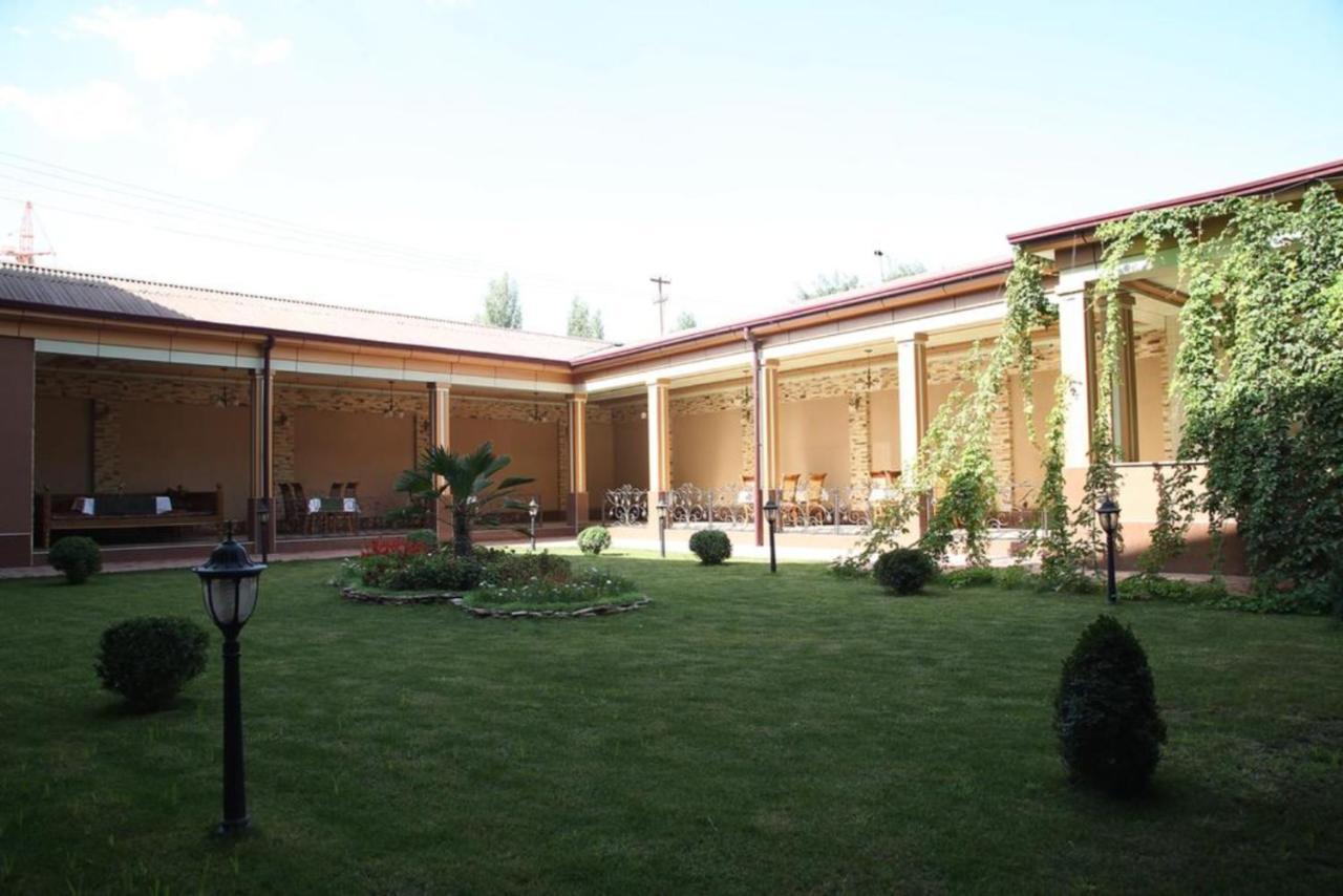 Grand Nur Hotel Tashkent Exterior foto
