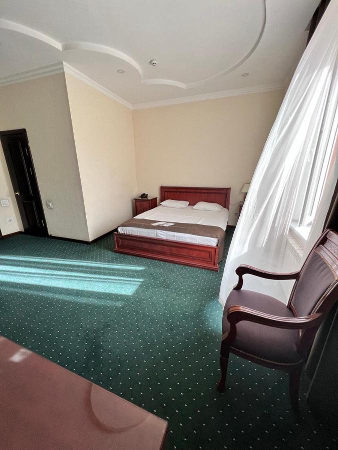 Grand Nur Hotel Tashkent Exterior foto