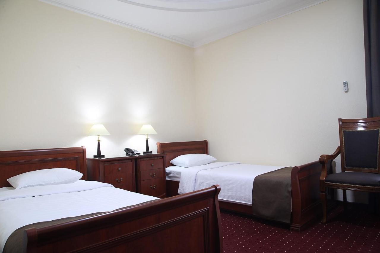 Grand Nur Hotel Tashkent Exterior foto