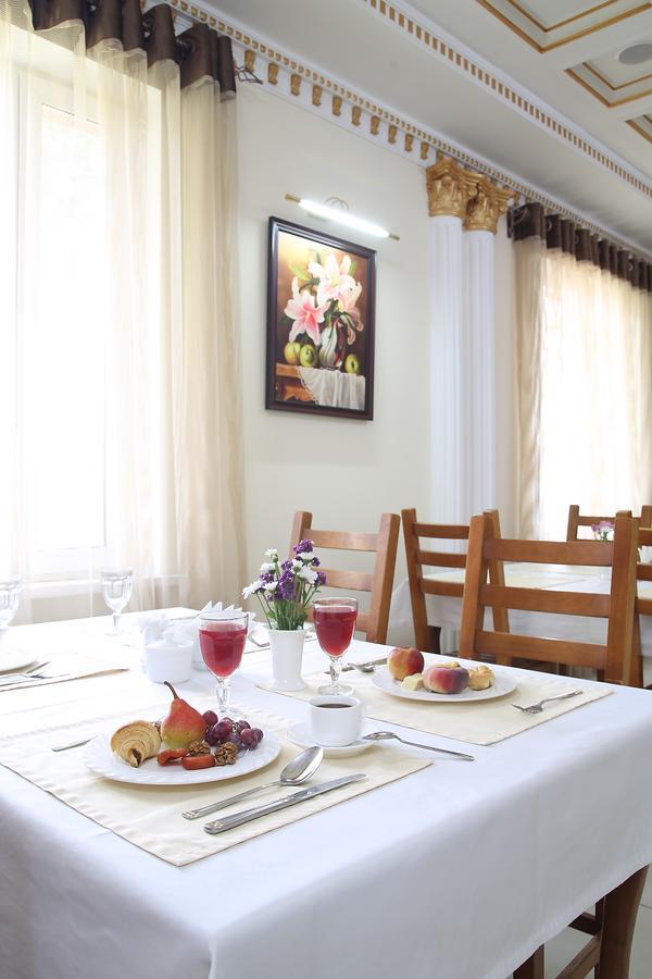 Grand Nur Hotel Tashkent Exterior foto